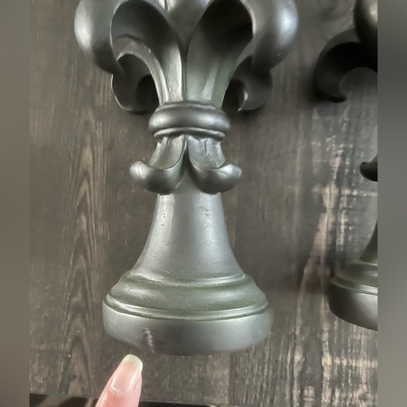 Unbranded matte black pair of Fleur di Lis bookends - Picture 7 of 7